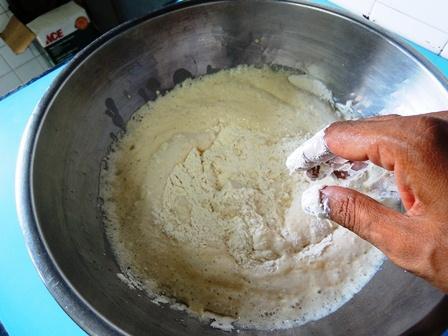 How to make plain bread in two hours batter and dough method